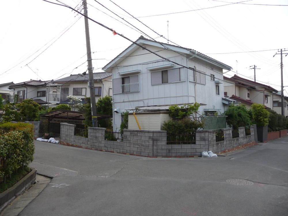 千葉市美浜区の液状化現象